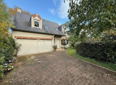 Maison - 143 m² - 7 pièces