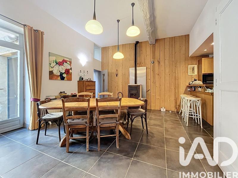 Maison - 218 m² - 9 pièces