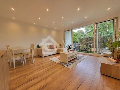 Appartement - 72 m² - 4 pièces