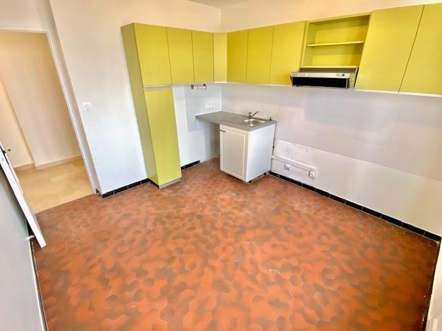 Appartement - 77 m² - 4 pièces