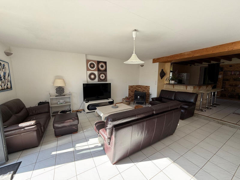 Maison - 200 m² - 6 pièces