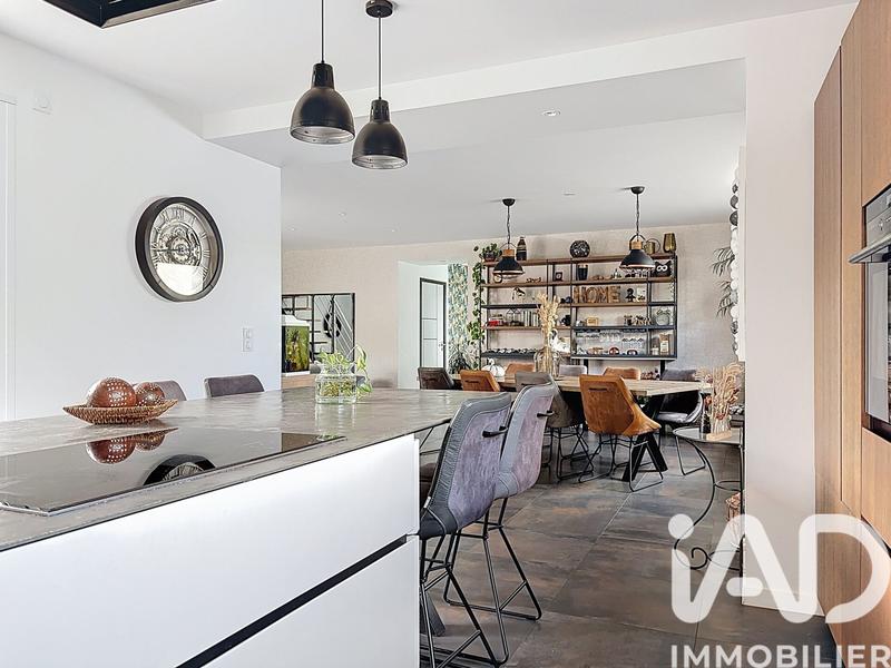 Maison - 157 m² - 6 pièces