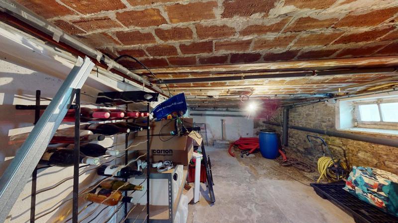 Maison - 205 m² - 6 pièces