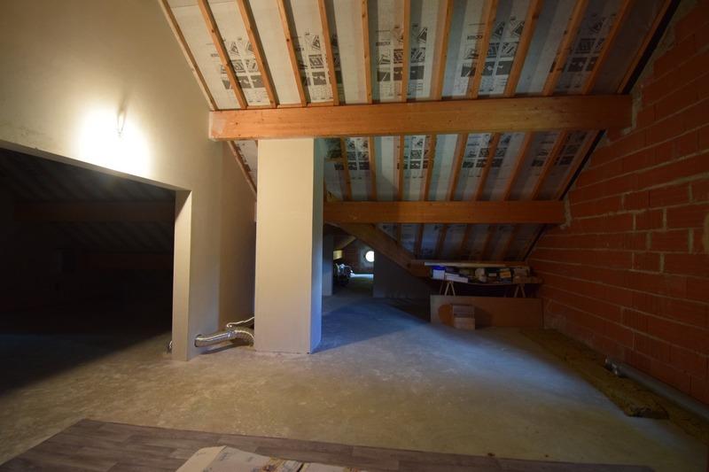 Propriété - 240 m² - 6 pièces