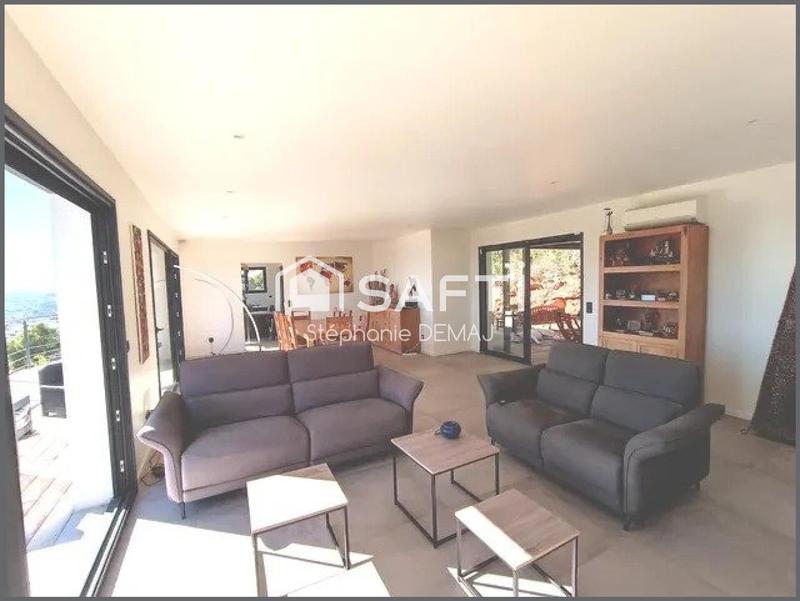 Maison - 150 m² - 4 pièces