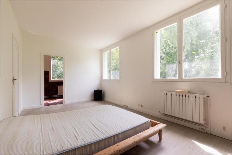 Propriété - 219 m² - 6 pièces