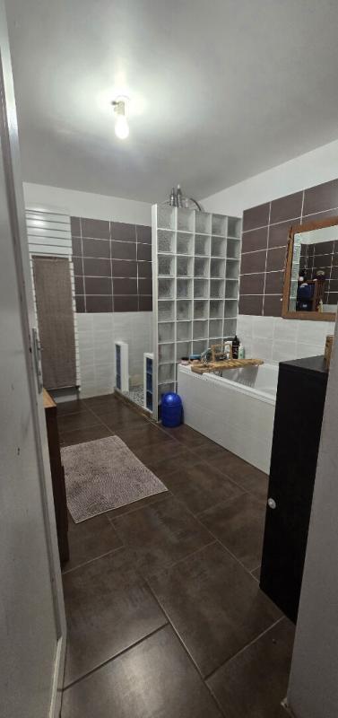 Maison - 146 m² - 5 pièces