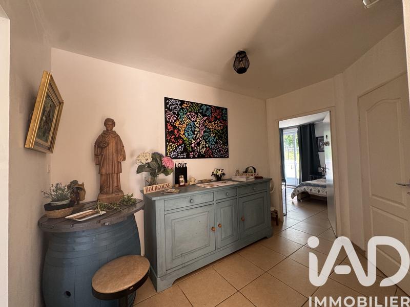 Maison - 217 m² - 8 pièces