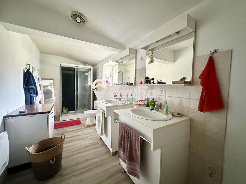 Maison - 160 m² - 6 pièces