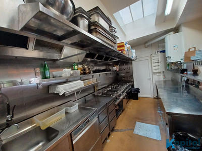 Fonds de commerce - Hôtellerie / Restauration - 120 m²