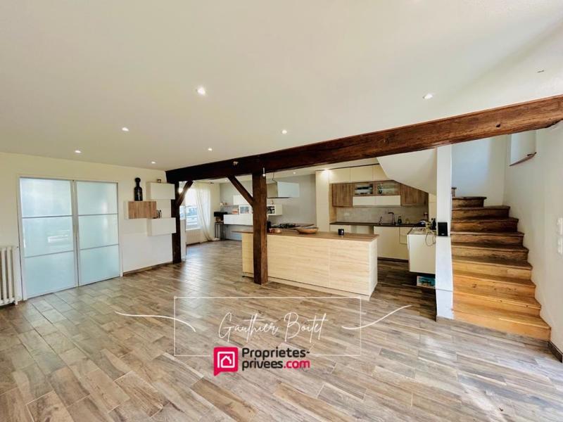 Maison - 167 m² - 8 pièces