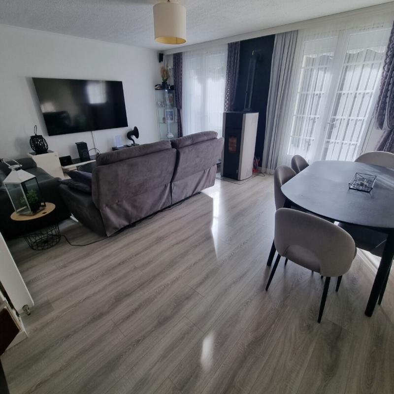 Maison - 83 m² - 5 pièces