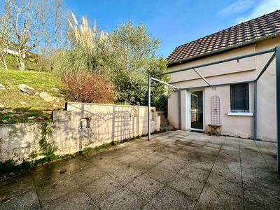 Maison - 97 m² - 5 pièces