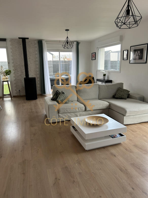 Maison - 95 m² - 4 pièces