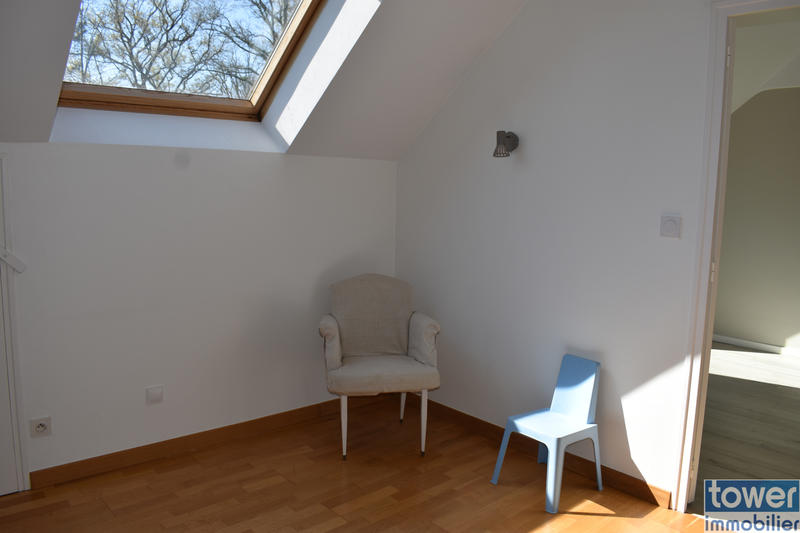 Maison - 178 m² - 8 pièces