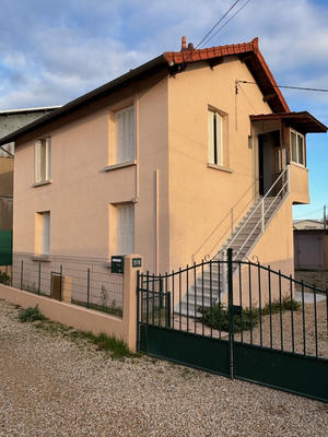 Maison - 98 m² - 6 pièces