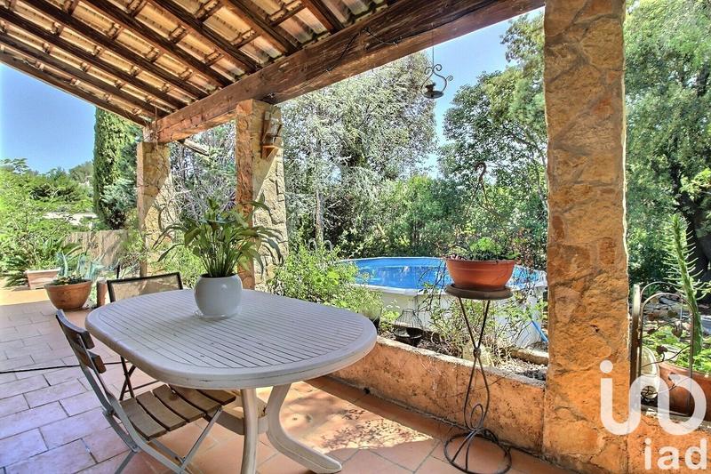 Maison - 195 m² - 7 pièces