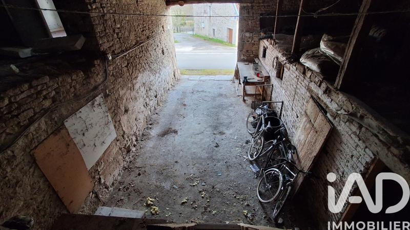 Maison de village - 250 m² - 2 pièces