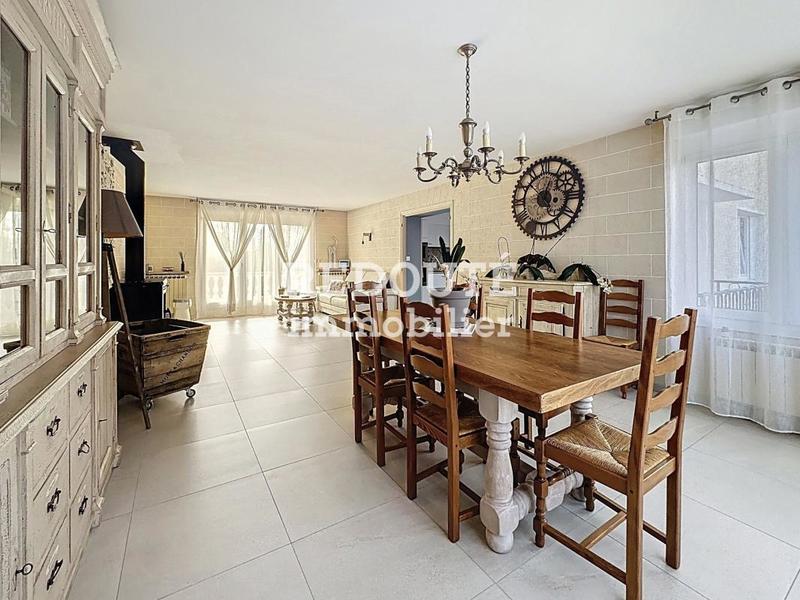 Maison - 138 m² - 6 pièces