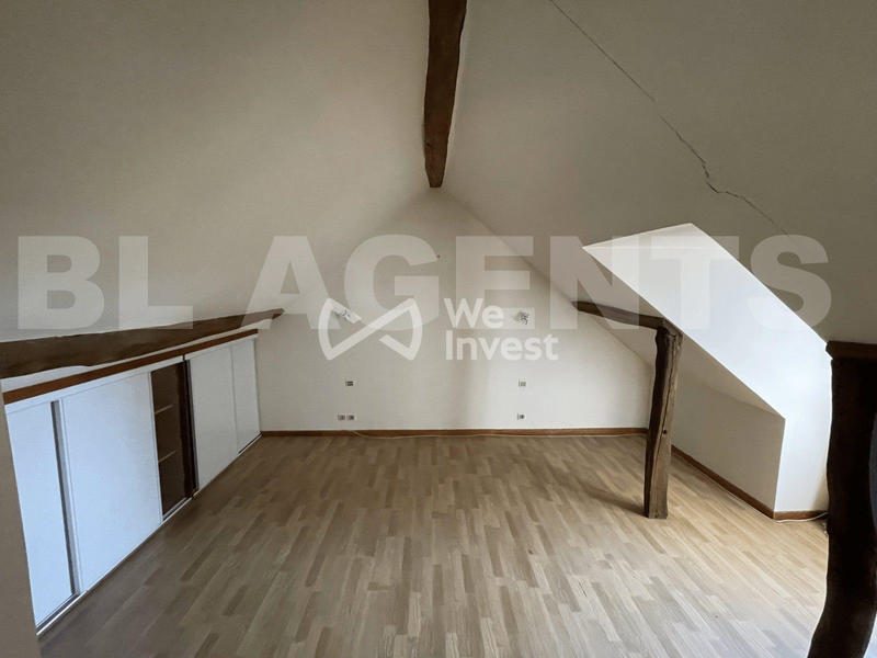 Maison - 177 m² - 7 pièces