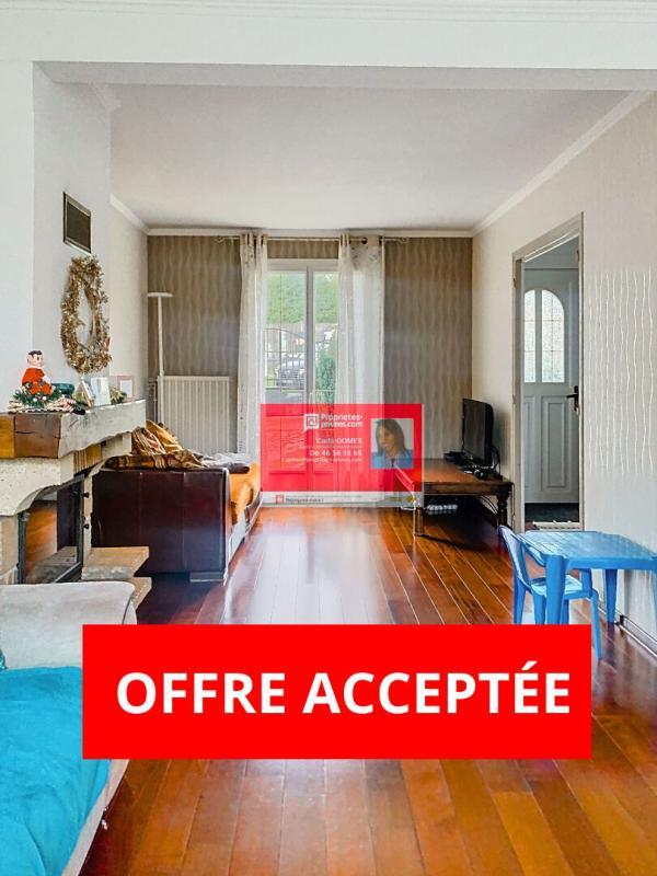 Maison - 95 m² - 5 pièces