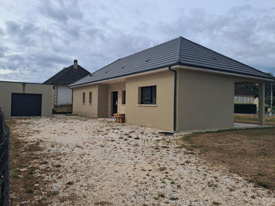 Maison - 115 m² - 4 pièces