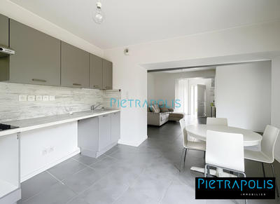 Appartement - 63 m² - 3 pièces