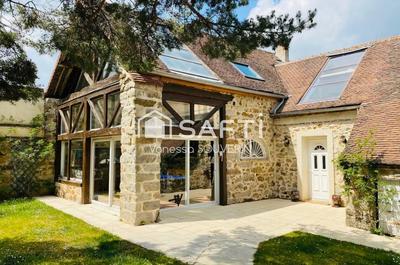 Maison - 220 m² - 7 pièces