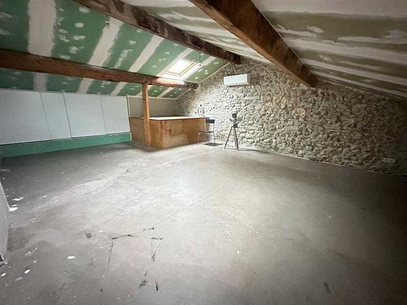 Maison - 185 m² - 7 pièces