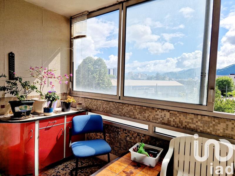 Appartement - 80 m² - 5 pièces