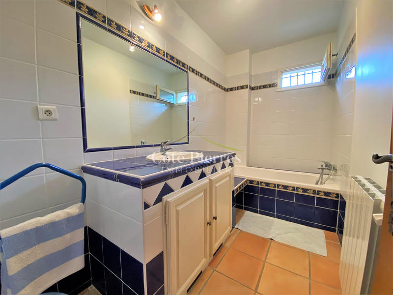 Villa - 205 m² - 8 pièces