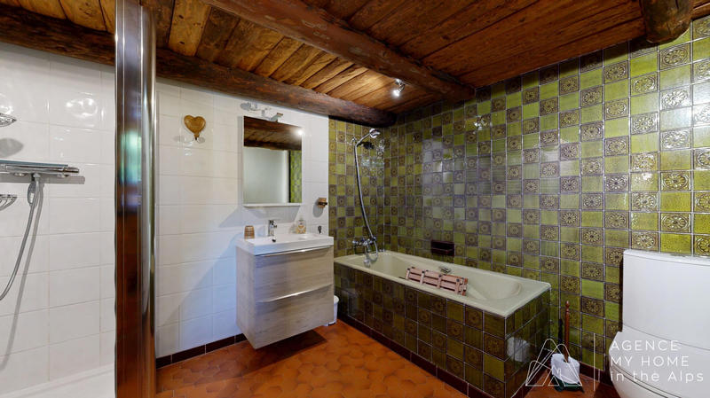 Châlet - 216 m² - 5 pièces