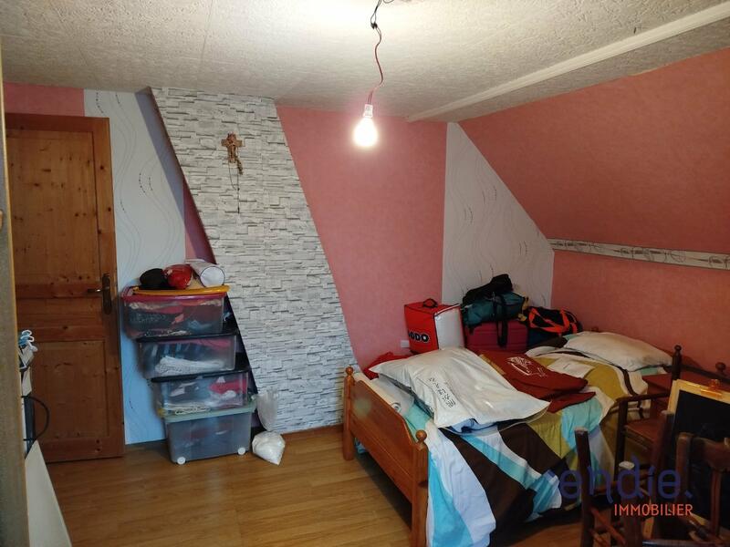 Maison - 89 m² - 6 pièces