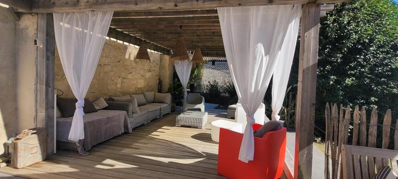 Maison - 258 m² - 4 pièces