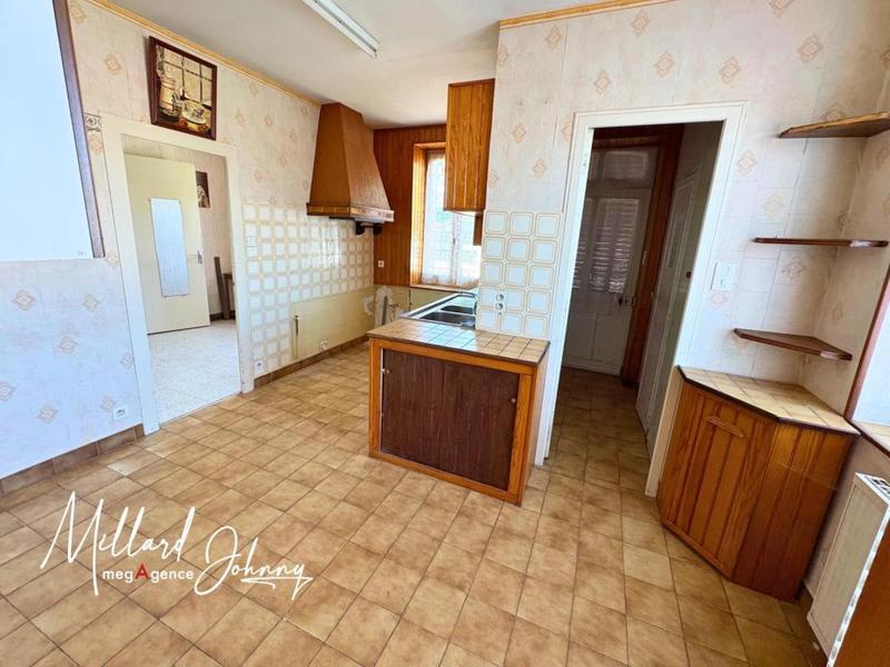 Maison - 104 m² - 4 pièces