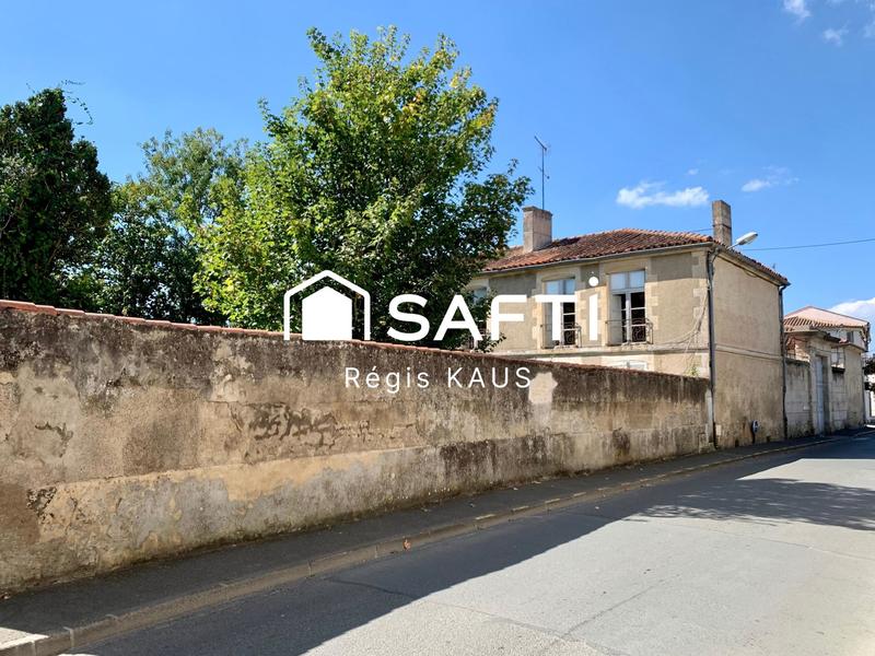 Maison - 480 m² - 10 pièces