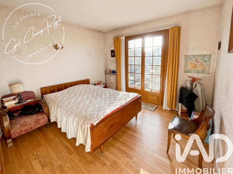 Maison - 166 m² - 6 pièces