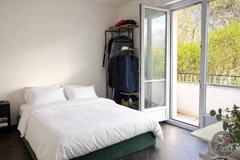 Appartement - 102 m² - 5 pièces