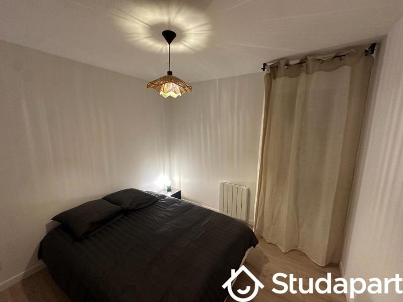 Chambre - 10 m² - 1 pièce