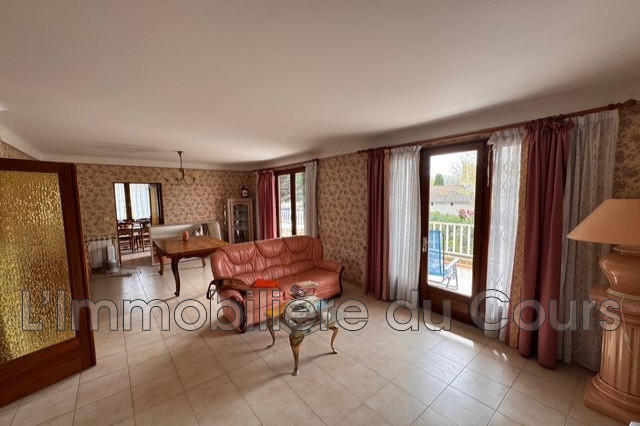 Maison - 181 m² - 4 pièces