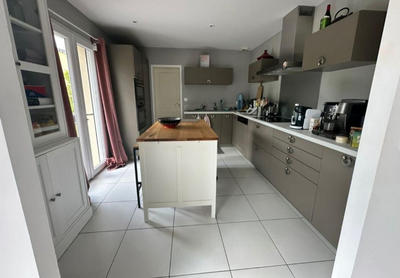 Maison - 138 m² - 7 pièces