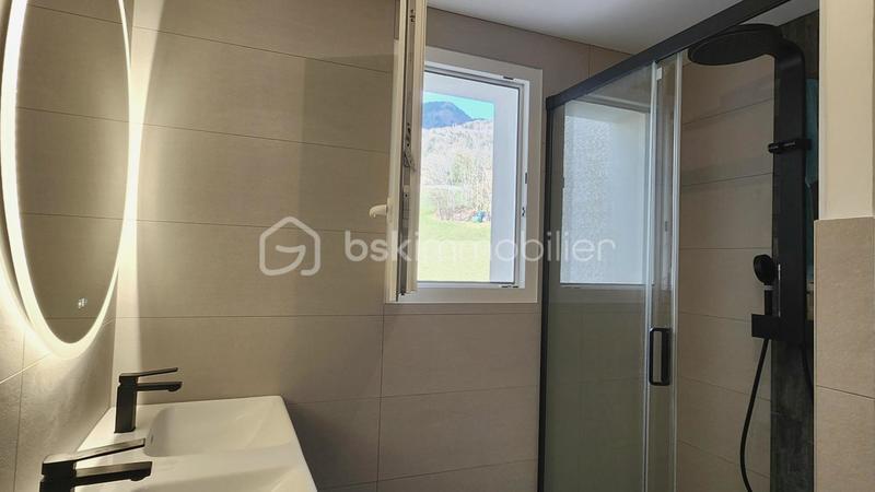 Maison - 170 m² - 6 pièces