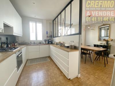 Maison - 140 m² - 5 pièces