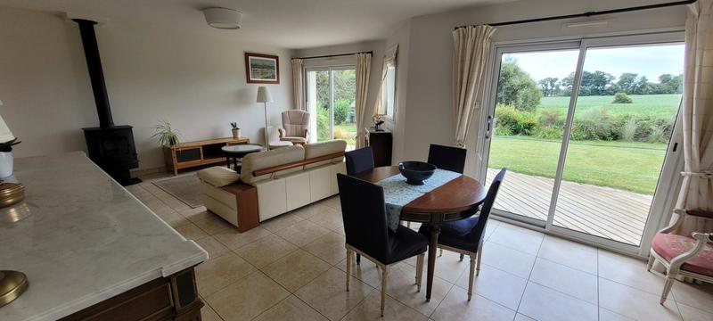 Maison - 102 m² - 7 pièces