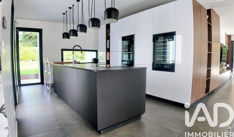 Maison de maîtres - 208 m² - 6 pièces