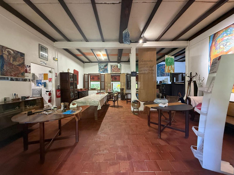 Maison - 211 m² - 7 pièces