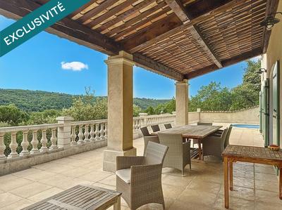 Maison - 163 m² - 6 pièces