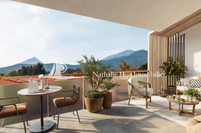 Appartement - 80 m² - 4 pièces