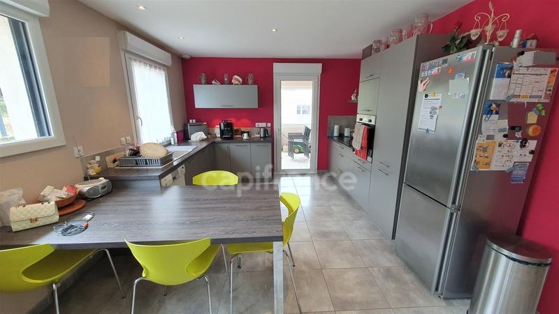 Maison - 170 m² - 5 pièces