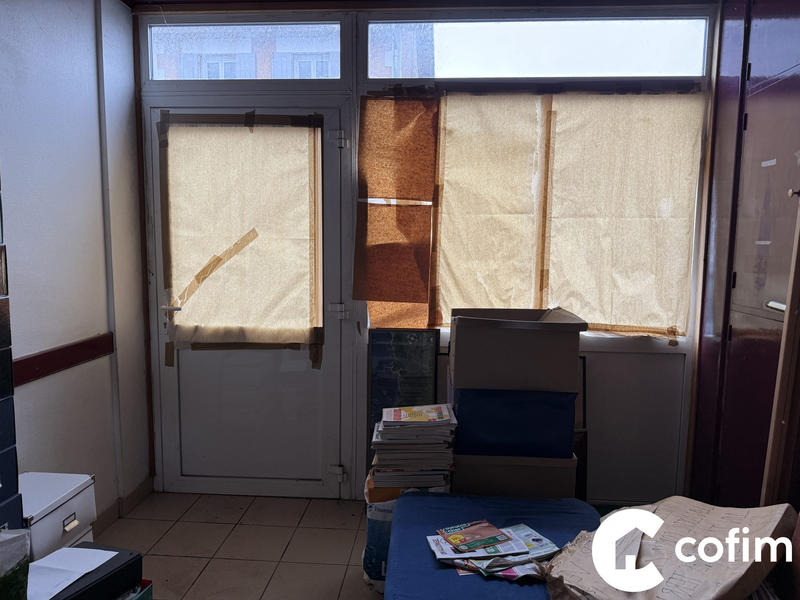 Immeuble - 54 m² - 2 pièces